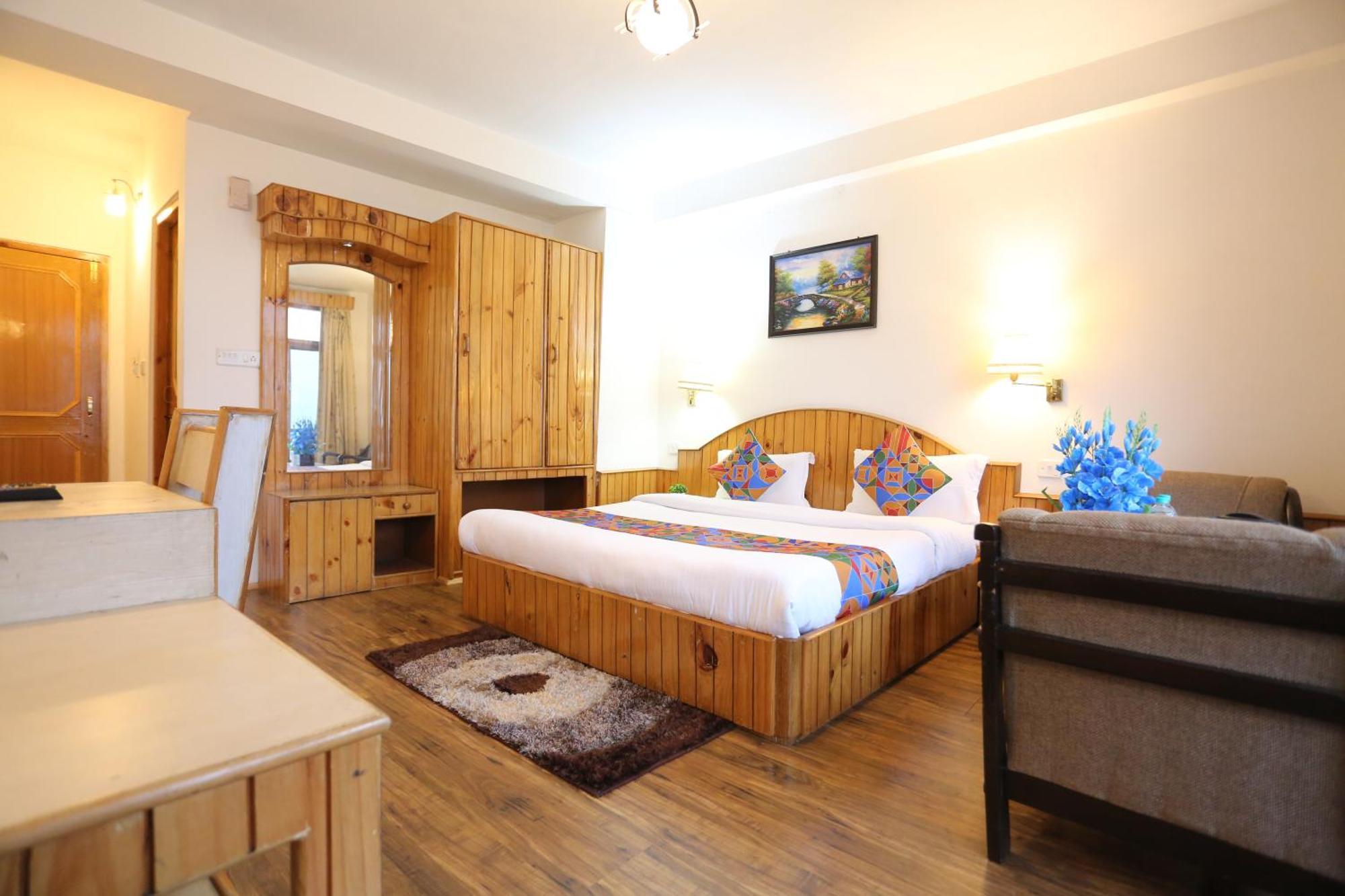 Hotel Surbhi Vashist Exterior photo