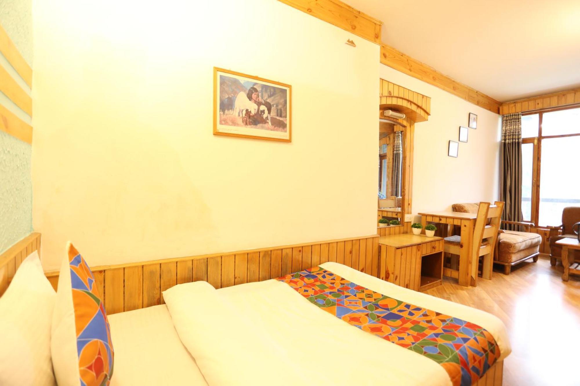 Hotel Surbhi Vashist Exterior photo