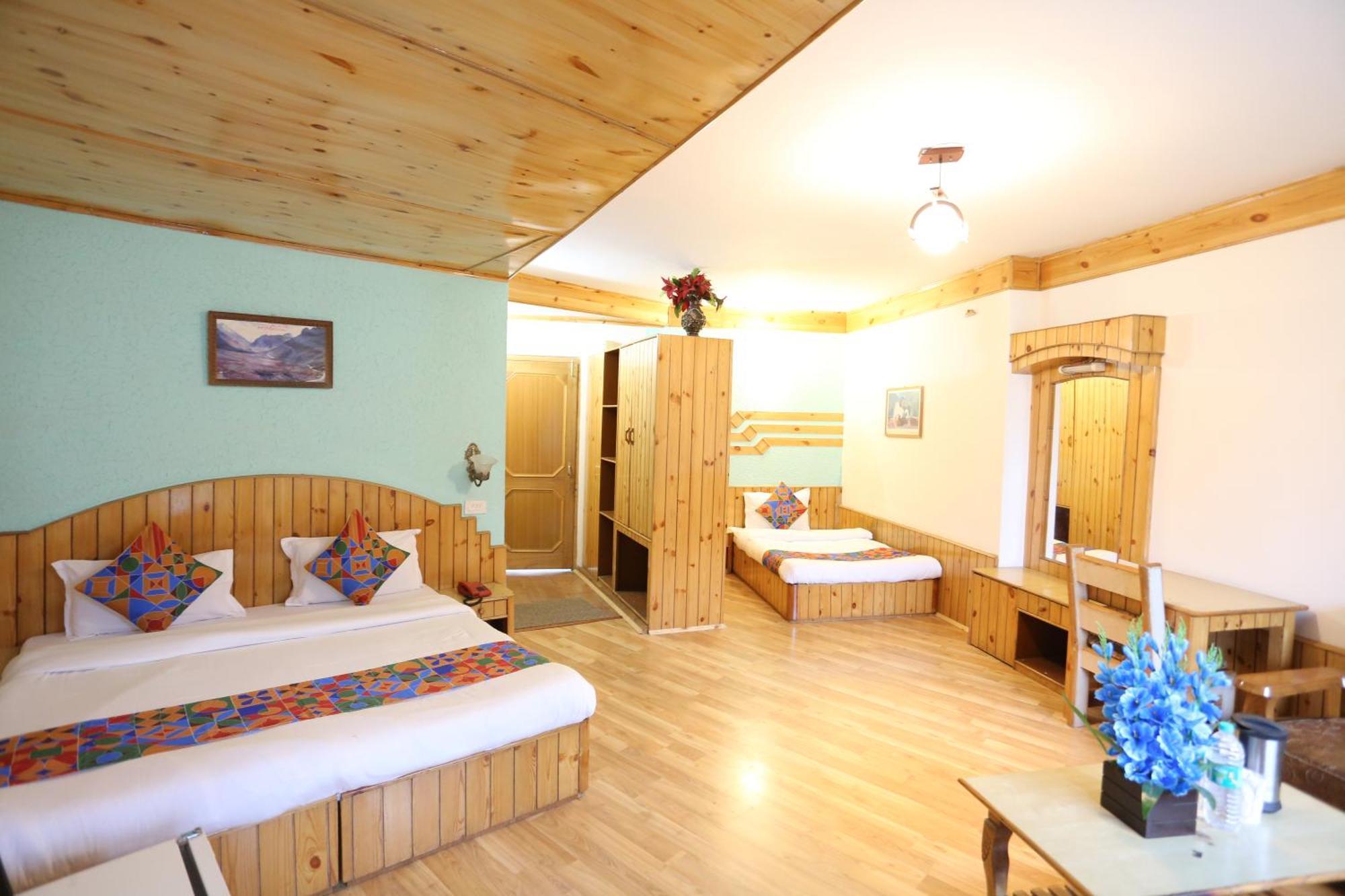 Hotel Surbhi Vashist Exterior photo